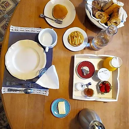老面包店酒店